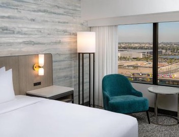 Hilton Los Angeles Airport 3