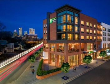 Holiday Inn Express & Suites - Charlotte - South End by IHG 2