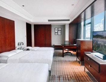Renaissance Shanghai Zhongshan Park Skyline Hotel 5
