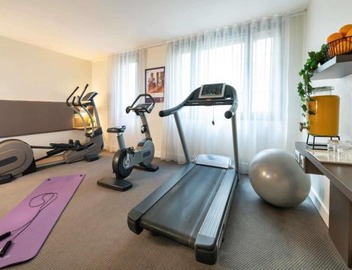 Novotel Suites Paris CDG Airport Villepinte 5