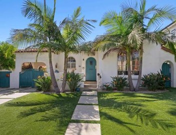 West LA Bungalow with Lush Garden by Colby and Conrad 4