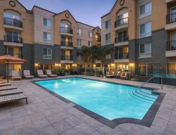 Venice Marina Pool and Spa Luxury Condo 5