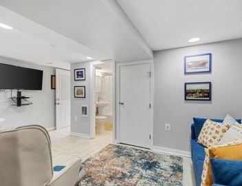 1-BR Pad in the Heart of Petworth - Walk to METRO 5