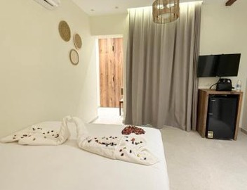 Pyramids Spiritual Hotel 2