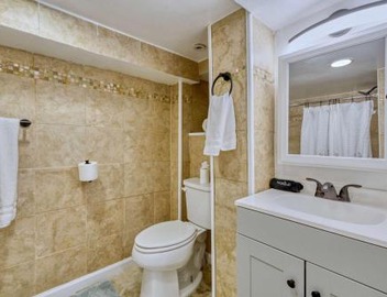Large Petworth Home - Ideal for Groups and Easy DC Access 2