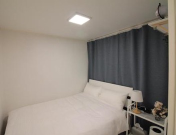 Smart Home -5 Min walk from Hongik Univ Exit3 2 Room, 3 beds ,MAX 6 PPL, 2nd floor 5