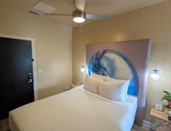 The Crescent Hotel Beverly Hills 4