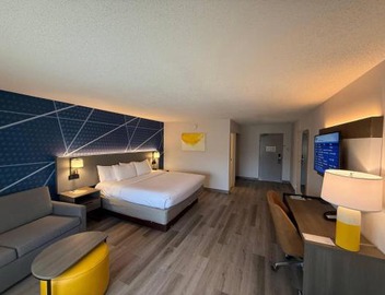 Comfort Inn & Suites Danbury-Bethel 2
