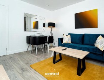 Campbell by CENTRAL SERVICED APARTMENTS - 2 Bedrooms - Monthly & Weekly Bookings Welcome - FREE Street Parking - 2 Double Beds - WiFi - Smart TVs in Rooms 4