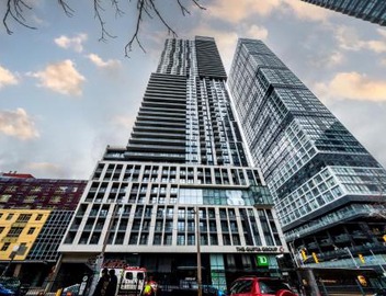 Chic 2 Bedroom Close to Eaton Centre 5