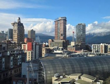 Charming Abode Downtown Vancouver 4