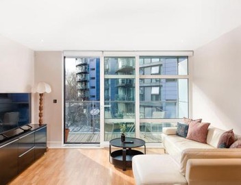 VESTO Two-Bedroom near Battersea Power Station 2