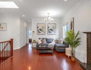 Central Spacious 3 Br Upstairs 3