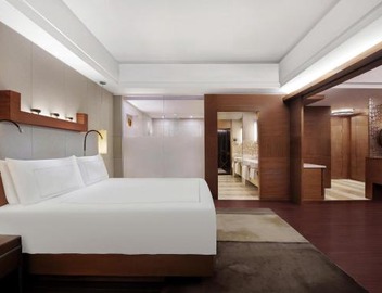 Swissôtel Grand Shanghai 3