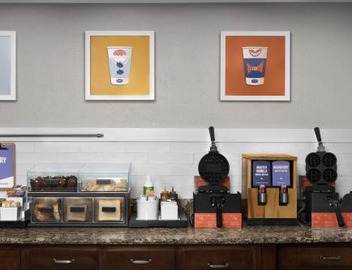 Hampton Inn & Suites Huntersville 5