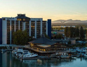 Radisson Blu Vancouver Airport Hotel & Marina 3