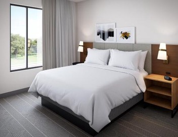 Staybridge Suites Montreal Airport - St-Laurent by IHG 3