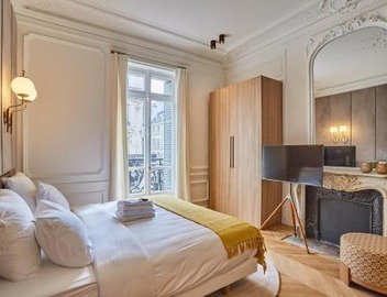 Apartment Opera Vendome by Studio Prestige 4