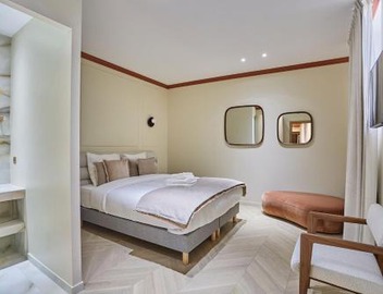 Apartment 3 bedrooms Center of Paris by Studio Prestige 3