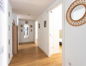 StayCampNou 3BR With Balcony 2