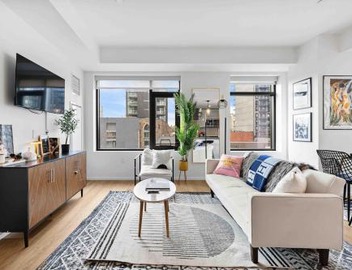 Luxury 2BR Apt in Boston Pool Gym 4