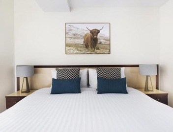 Mantra One Sandy Bay Road 2