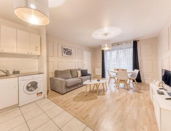Appartement 39m2 - Free Parking - Rer C - Métro 13-14 - Ascenseur - Easy Check in - 4