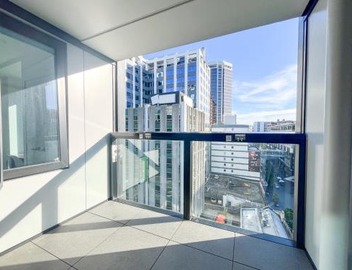 Sky Tower Views 2BR Retreat With FREE Pool Sauna Gym V91 4