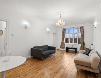 2 Bedrooms Apartment Close to Central London 2