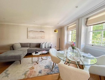 Upscale Apartment in a Prestigious Area 5