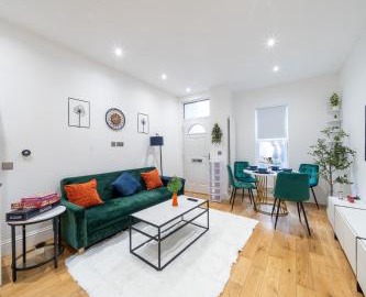 Beautiful 1 Bedroom Apartment with Garden - Clapham Common - Minutes to Central London 2
