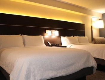 Holiday Inn Express Brampton by IHG 4