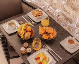 Hotel Saint-Louis Marais 2