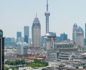 Sunny Abode-Bund view apartment 300m from Yu Garden Modern luxury 3-bedroom, 2-bathroom residence 2
