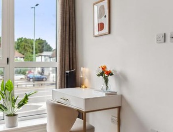 Apartment in Wimbledon with Cinema, Gym, Game Room! Upto 30 Percent OFF 5