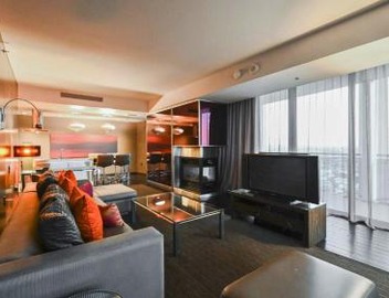 1 Bedroom Balcony Collection Living Room & Jet Tub Bath - StripSuite Palms Place Hotel, Resort & Casino - NO RESORT FEE 2