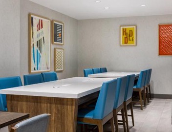 Holiday Inn Express & Suites Ottawa East-Orleans by IHG 2