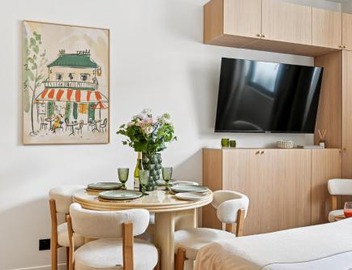 Lavie Maison Sauna Hot Tub & AC in 7th 3