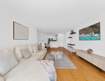 The Orchid-Beachfront Bliss Spacious 2BR Apt In Santa Monica 4