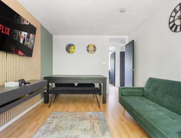 Cosy Clapham Junction Apartment 5