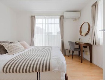 Entire Sangenjaya Home, 2 stops to Shibuya, Good access to Shinjuku, Direct Access to Harajuku, 8 minutes by bus T61 to Kitazawa 下北沢, Lani's Place at Sangenjaya 2