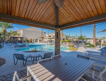 Spacious 2BD - Parking, Gym, Pool - Sleep 8 - 5Min Casino 4