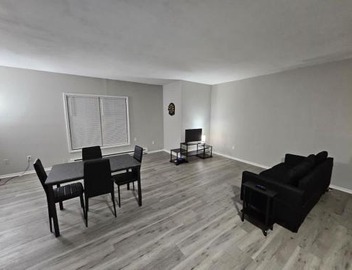 Private Apartment in Southbury 103 3