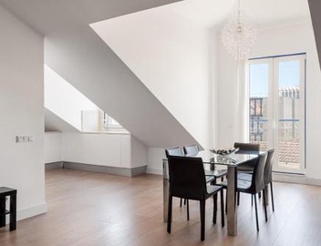 GuestReady - Gorgeous apt with river view 5