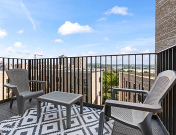 Stylish 1 BR Gym Near Excel & London City Airport 5