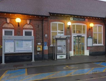 City Service Lets - Ground Floor 2 Bed Apartment in Cheam Village with Free Parking and Easy London Access 5