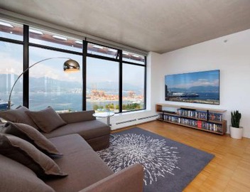 Spacious 2BD in Vancouver Patio with Ocean View 2