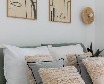 Light-Filled Retreat in historical Paris 5