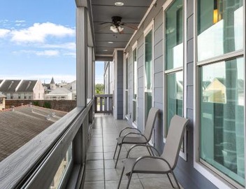 5BR Penthouse with Amenities Near FQ 2