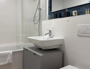 Lumen Homes - Altstadt-Residenz, direkt im Zentrum, geräumiges Apartment mit 5 Zimmern, Küche 4